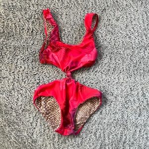 Sold **Acacia honey suit